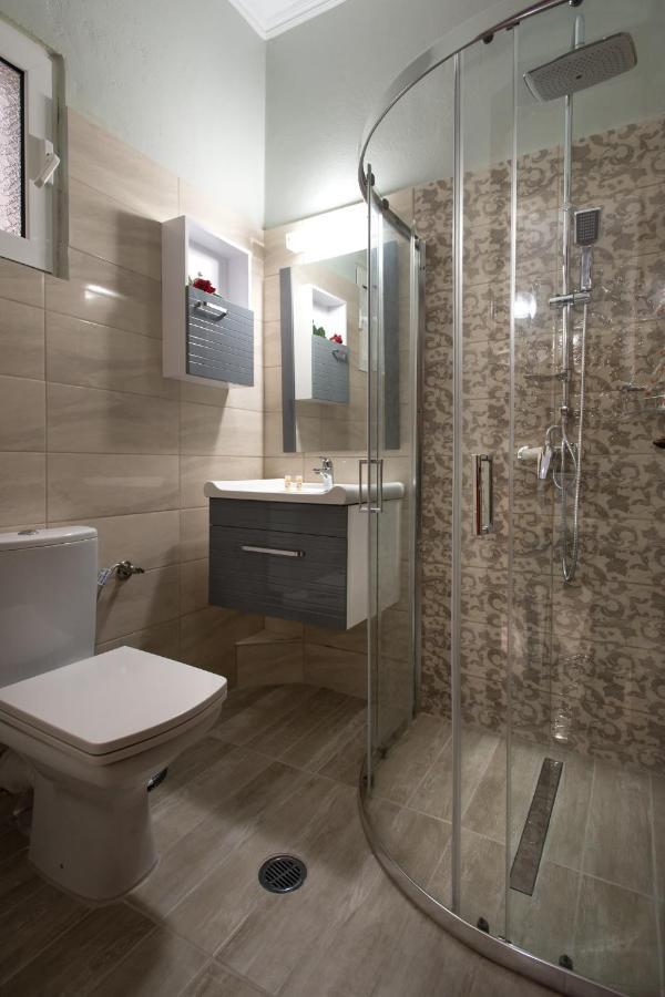 Eleni Apartments Roda  Exteriér fotografie